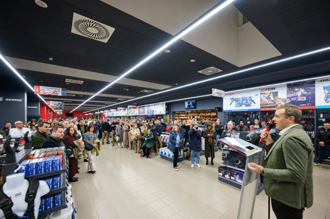 Sinase prevé crecer un 30 % con su renovada tienda de ferretería industrial en Tudela