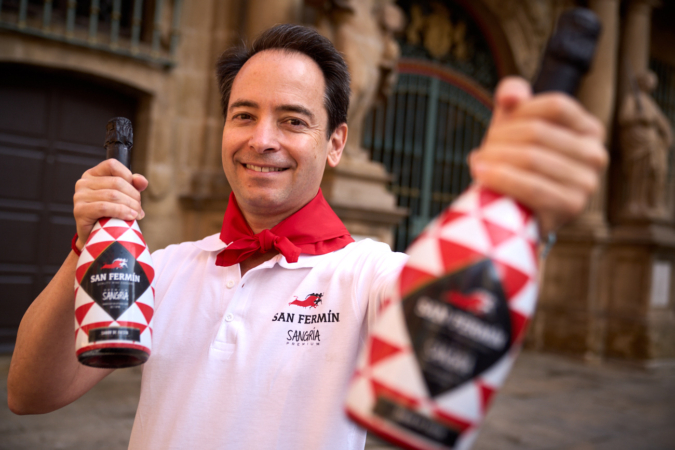 De directivo de VIPS y Starbucks a llevar su sangría San Fermín hasta Alemania