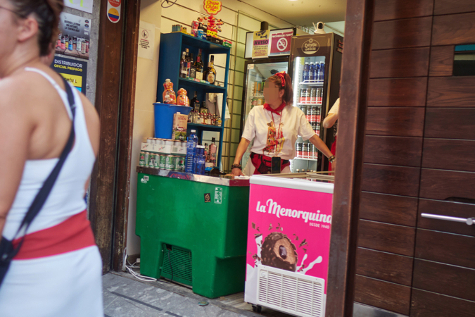 Los hosteleros detectan menos locales con ‘licencias exprés’ en estos Sanfermines para venta de comida y bebida