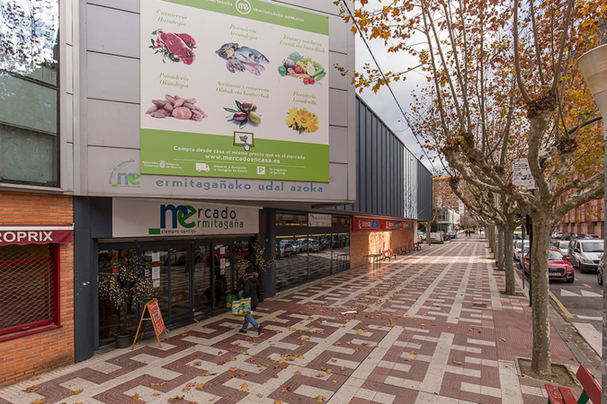 El Mercado de Ermitagaña y su galería comercial tienen nueve puestos y locales libres