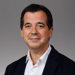 Mikel Irujo.