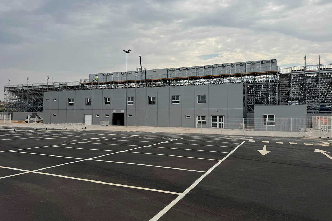 En La Nueva Romareda, el conjunto modular está compuesto por 36 módulos prefabricados.