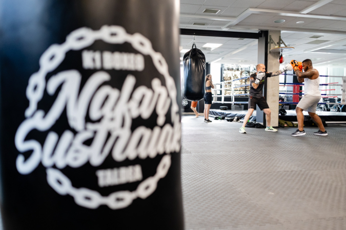 El nuevo templo del boxeo y el ‘kick boxing’ que pega duro en Ansoáin