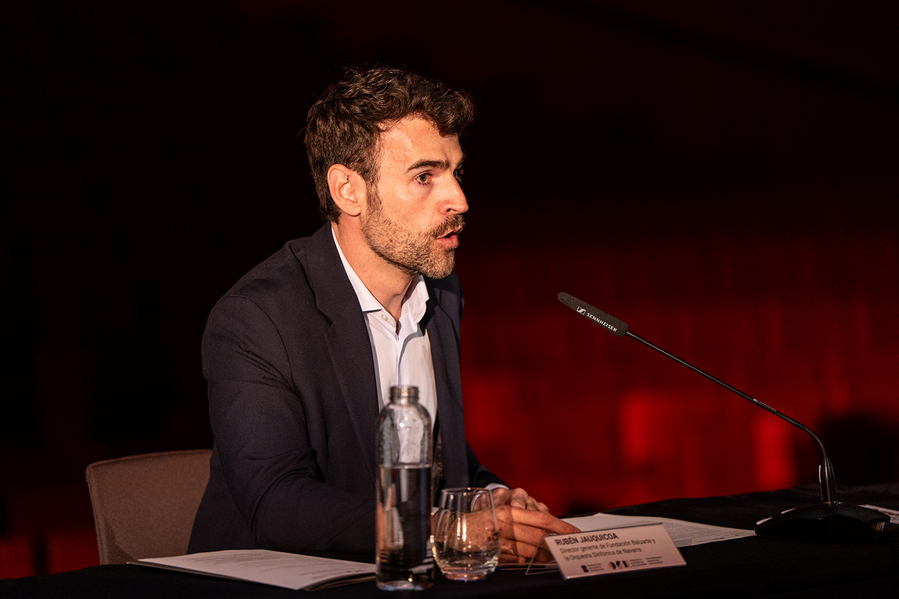 El director gerente de la Fundación Baluarte Rubén Jauquicoa animó a la juventud a interesarse por el programa.