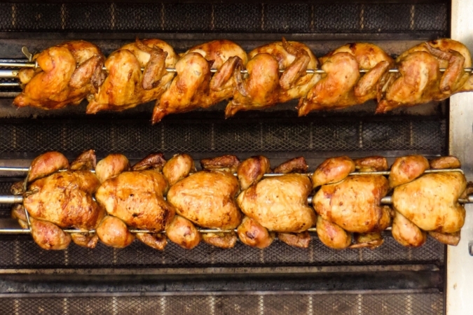 Los mejores restaurantes de pollos asados para llevar en la Comarca de Pamplona