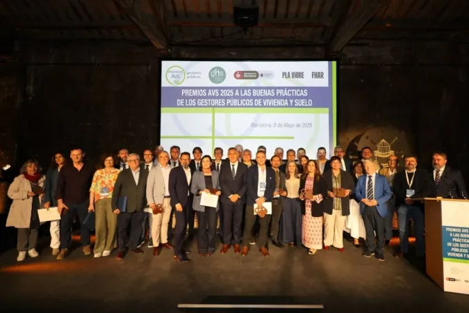 Nasuvinsa recibe un accésit en los Premios AVS por su edificio de 32 apartamentos en Azpilagaña
