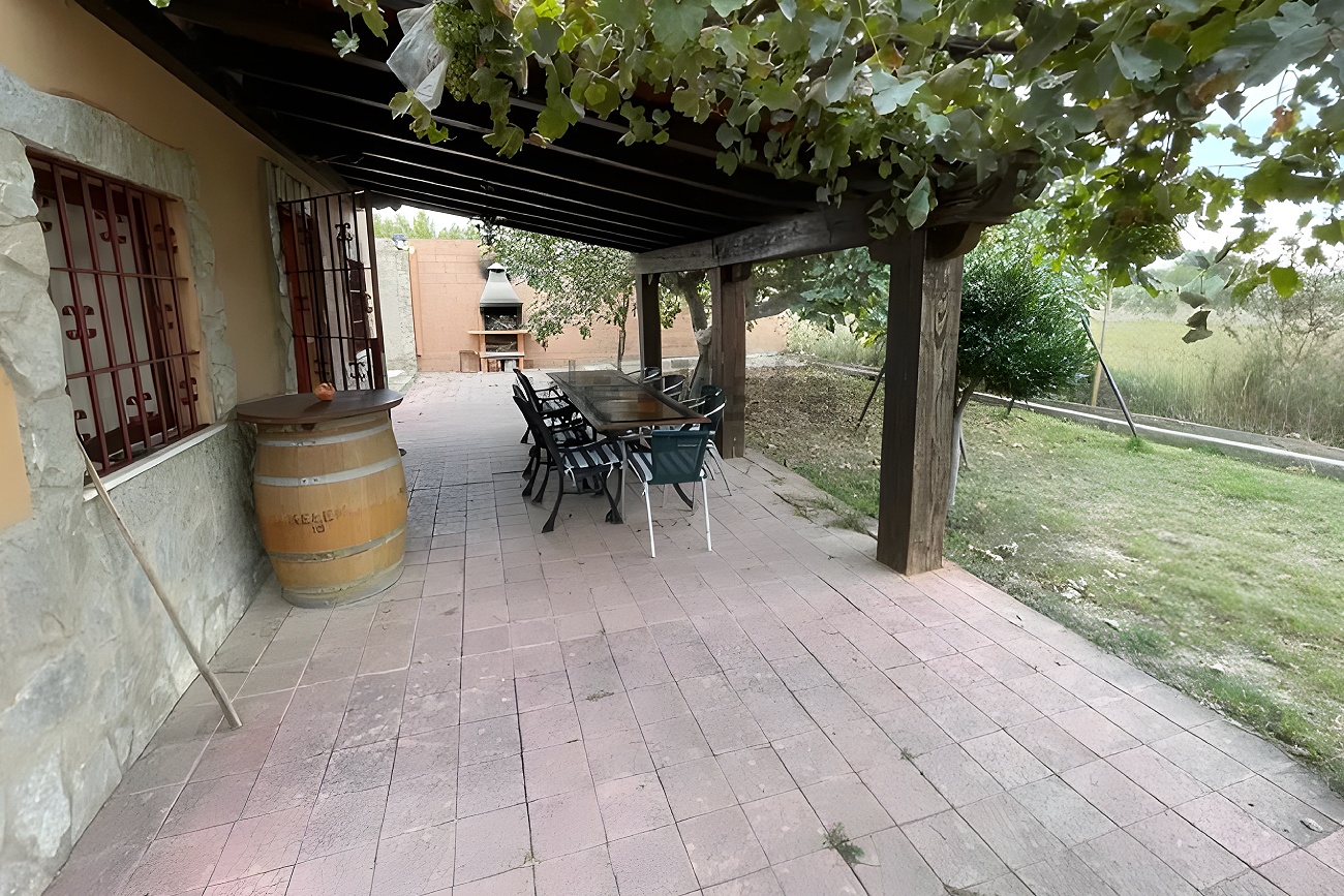Se vende esta finca rústica en Tudela por 99.000 euros.