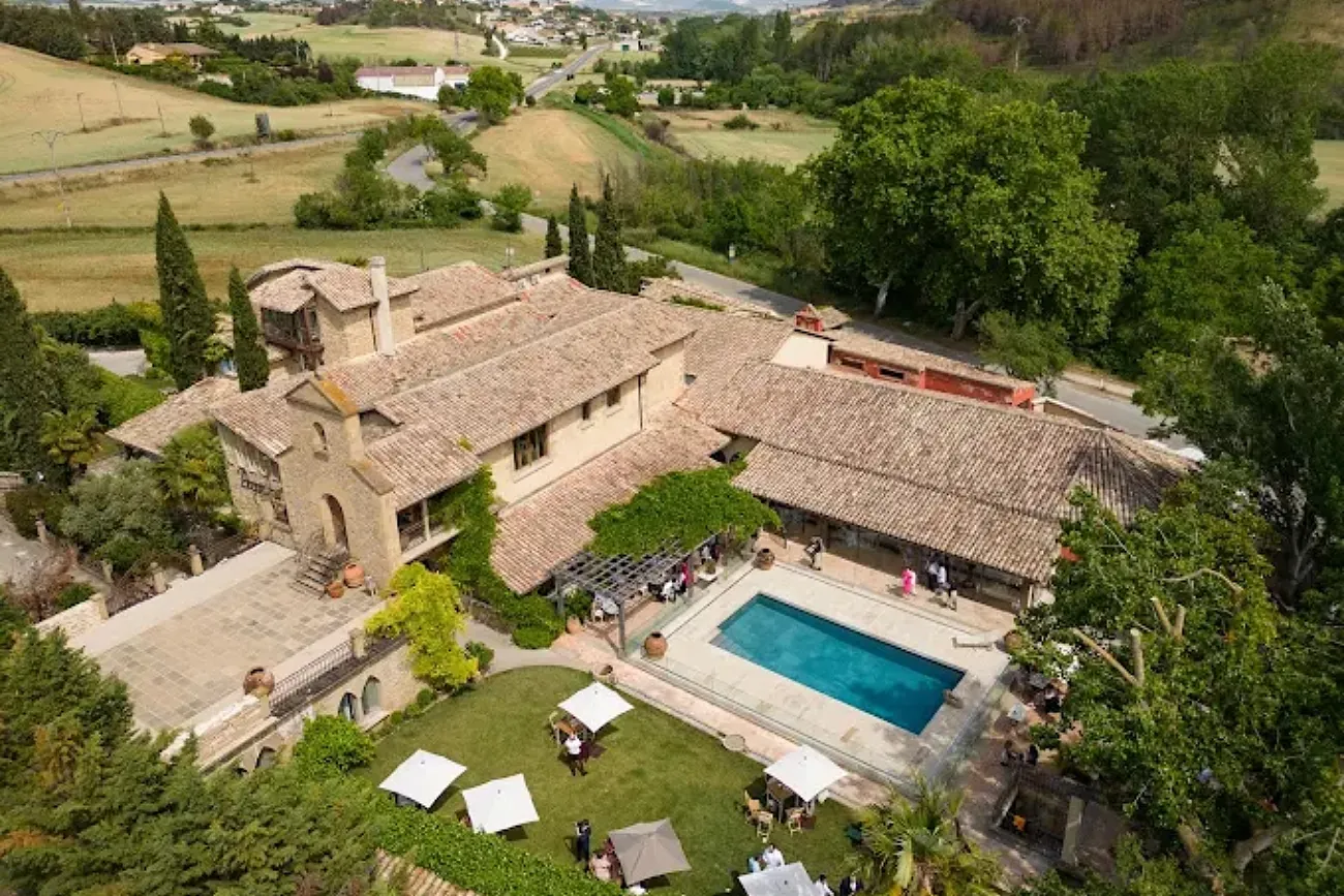 La piscina exterior del Hotel Finca El Peregrino invita a desconectar con un baño.