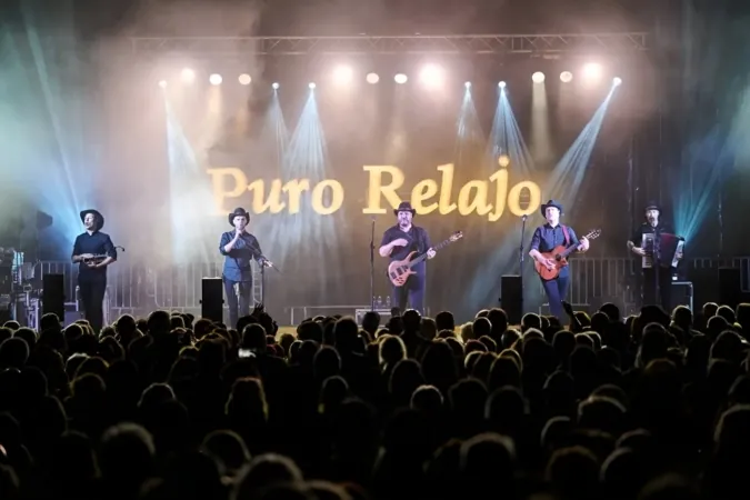 Puro Relajo lleva sus rancheras más allá de Navarra y roza su récord de conciertos