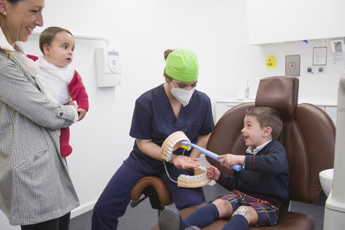 La salud oral infantil no es un juego