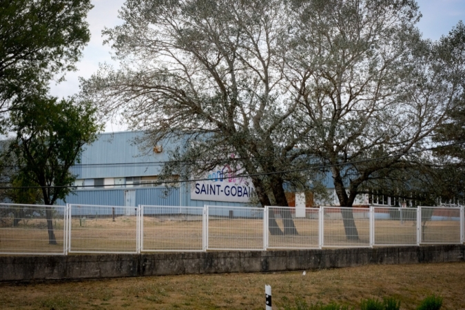 La plantilla de Saint-Gobain en Berrioplano pide seis meses para buscar alternativas al ERE
