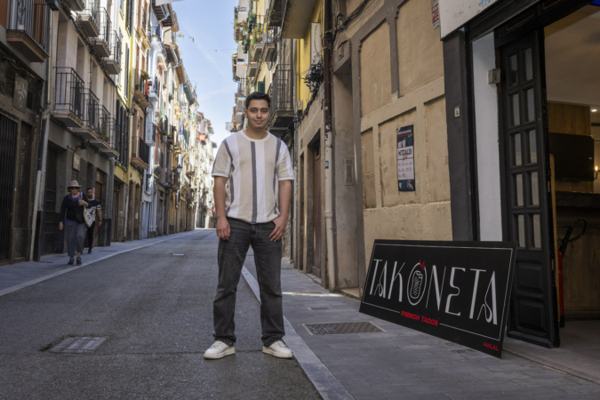 El ‘tiktoker’ navarro que abrirá un local de tacos franceses en el antiguo bar París de Jarauta