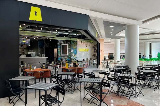 La hamburguesería Vault La Guarida cierra tras diez meses en el centro comercial La Morea de Cordovilla