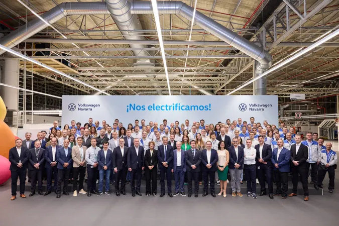 Volkswagen Navarra celebra el inicio de la producción del Škoda Epiq, su primer coche eléctrico