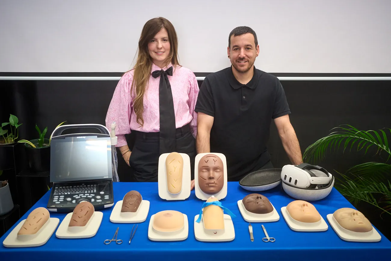 Zuriñe Aguirre y Javier Vidorreta son los fundadores de la empresa navarra Ysium Medical.