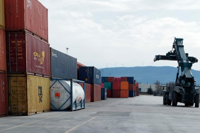 Adif arrienda 34.000 m2 en la terminal de transporte de mercancías de Noáin