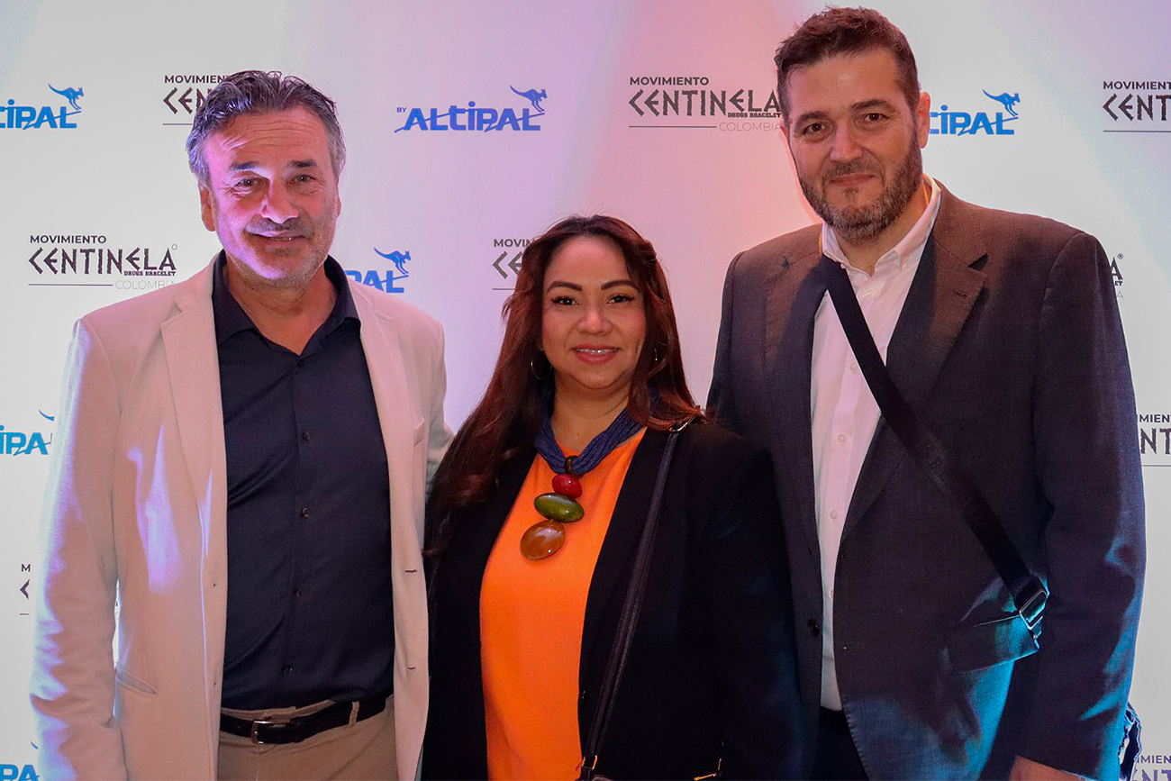 De izda. a dcha., Ángel Gastón, Scarlett Guadamuz y Abel Lafuente son los socios de Aglaya Creativos.