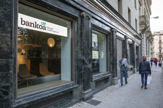 Abanca formaliza la compra de Bankoa