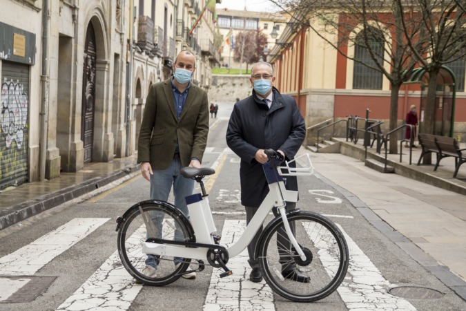 Pamplona pondrá en circulación 400 bicicletas eléctricas