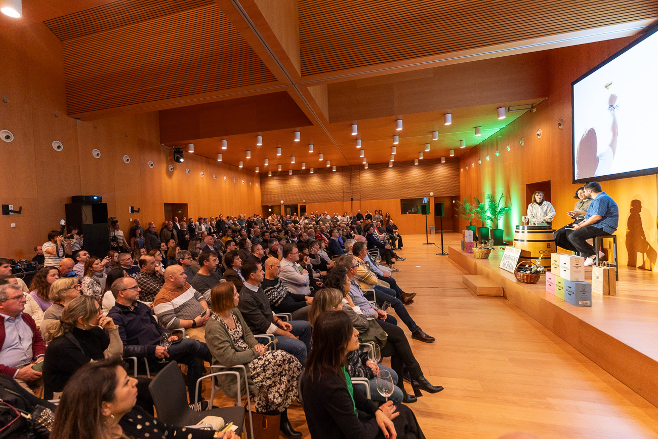 Más de 200 personas se dieron cita en el acto, celebrado en la Sala Ciudadela de Baluarte.