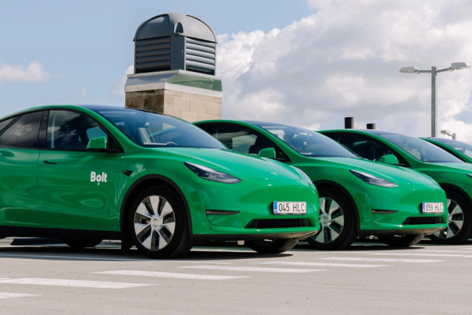 La empresa de VTC Bolt desembarca en la Comarca de Pamplona