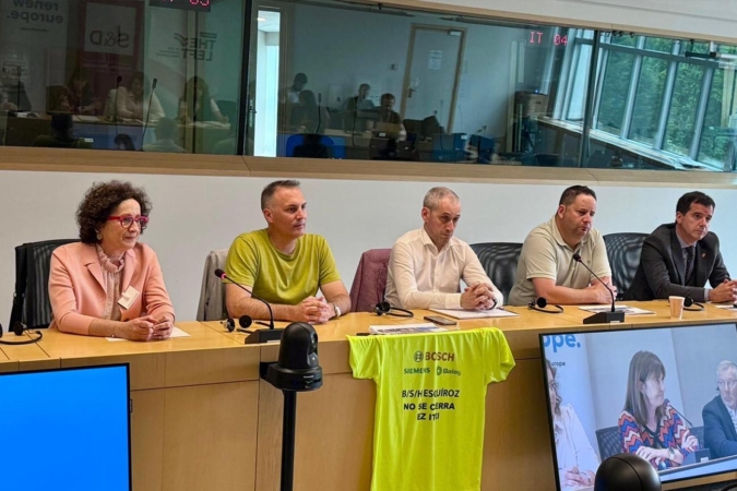 El comité de BSH busca el apoyo de la Comisión Europea para retrasar el cierre de la planta de Esquíroz