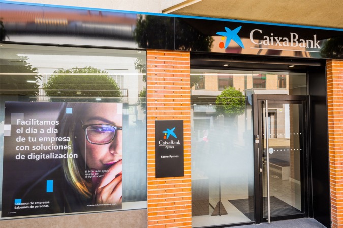 CaixaBank abre un centro para pymes en la avenida San Ignacio de Pamplona