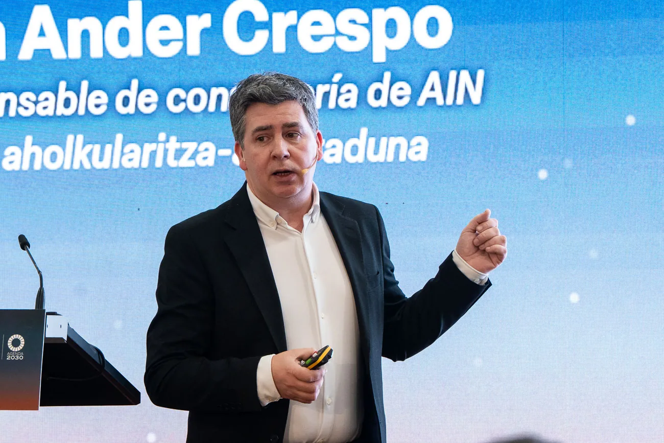 Jon Ander Crespo, AIN