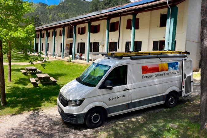 El camping de Isaba inaugura un pionero sistema de autoconsumo independiente de la red