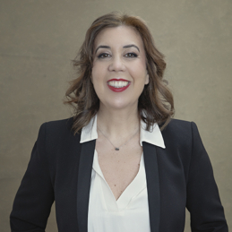 Cecilia Wolluschek.
