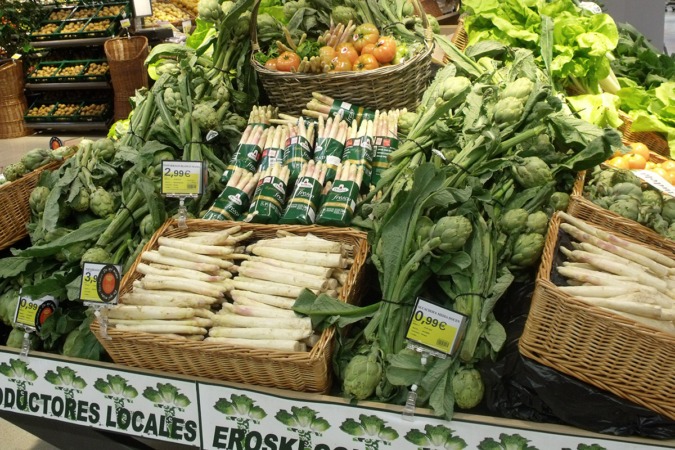 Eroski aumenta un 14,3 % sus ventas de alimentos navarros