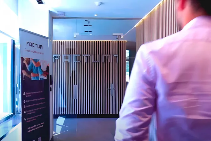 Factum, firma de ciberseguridad participada por Banco Santander, crea su primera filial en Navarra