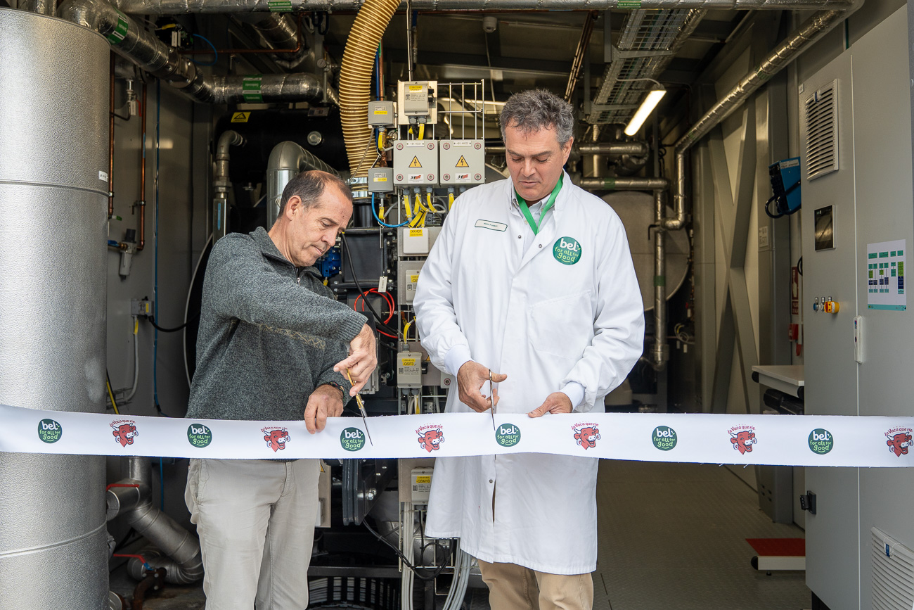 El grupo ha invertido 700.000 euros en su nueva caldera de biomasa, alimentada con pellets.