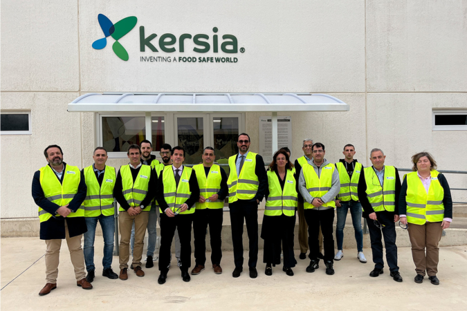 Kersia fabrica y distribuye 30.000 toneladas al año de productos de bioseguridad desde Estella