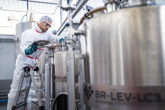 La navarra Lev2050 gana capacidad tras ampliar sus instalaciones con una nueva nave