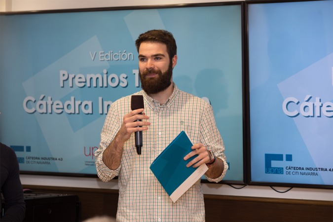 José Javier Roldán crea un sistema que muestra la velocidad de las motos en el casco