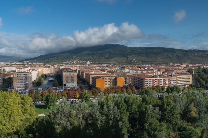 El Ayuntamiento estudiará declarar Pamplona como zona residencial tensionada «por el elevado precio de la vivienda»