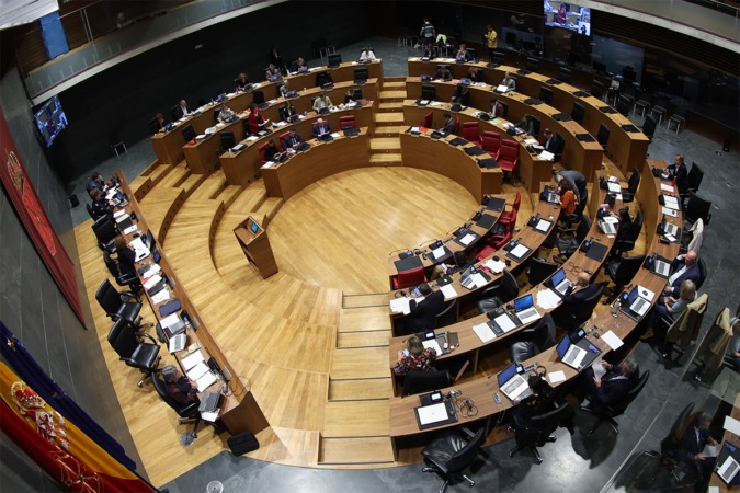 Los Presupuestos Generales de Navarra salen adelante con la abstención de EH Bildu
