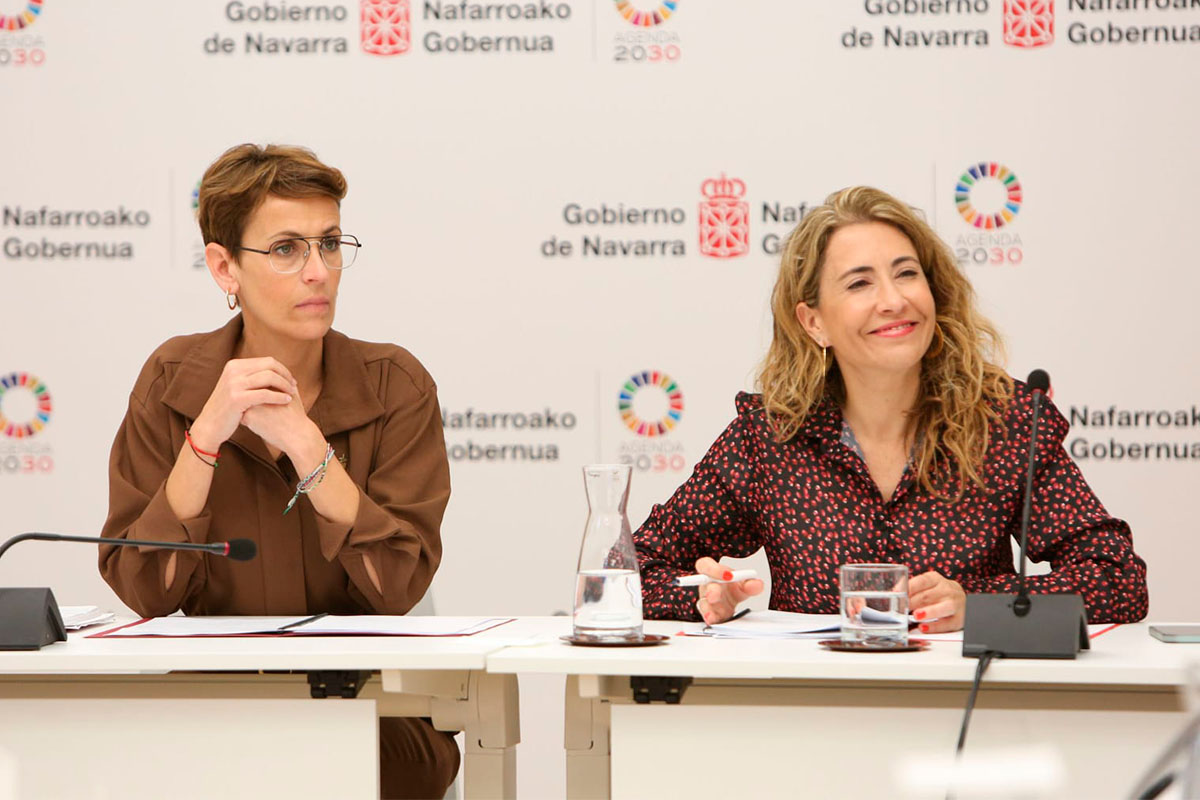 La firma del protocolo entre Chivite y Sánchez tuvo lugar este viernes en el Palacio de Navarra.