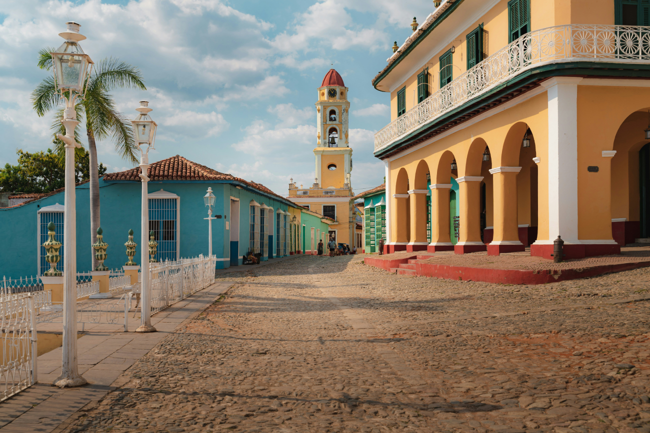 La iglesia de Santa Trinidad es una de los templos más grandes de Cuba. De hecho, comprende hasta cinco naves. 