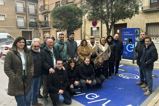 Toda Energía Navarra pone en marcha su primer cargador de coche eléctrico en Villafranca